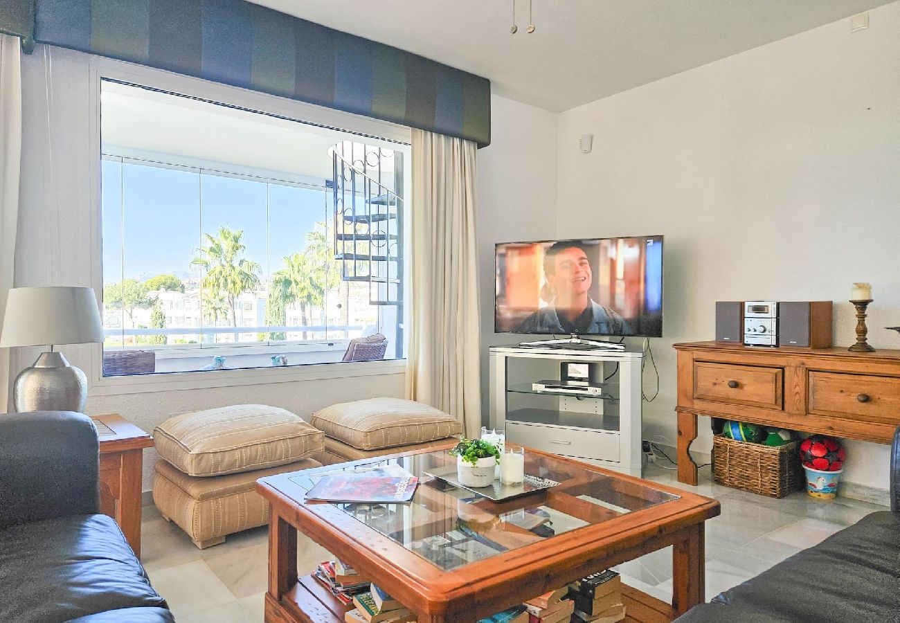 Apartamento en Mijas Costa - Atico de dos dormitorios en Miraflores con vistas al mar