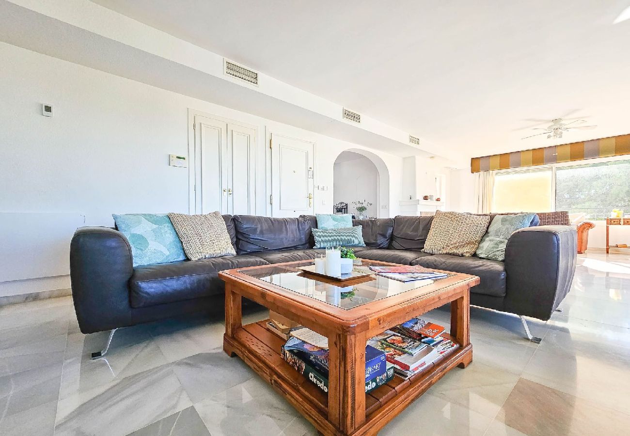Apartamento en Mijas Costa - Atico de dos dormitorios en Miraflores con vistas al mar