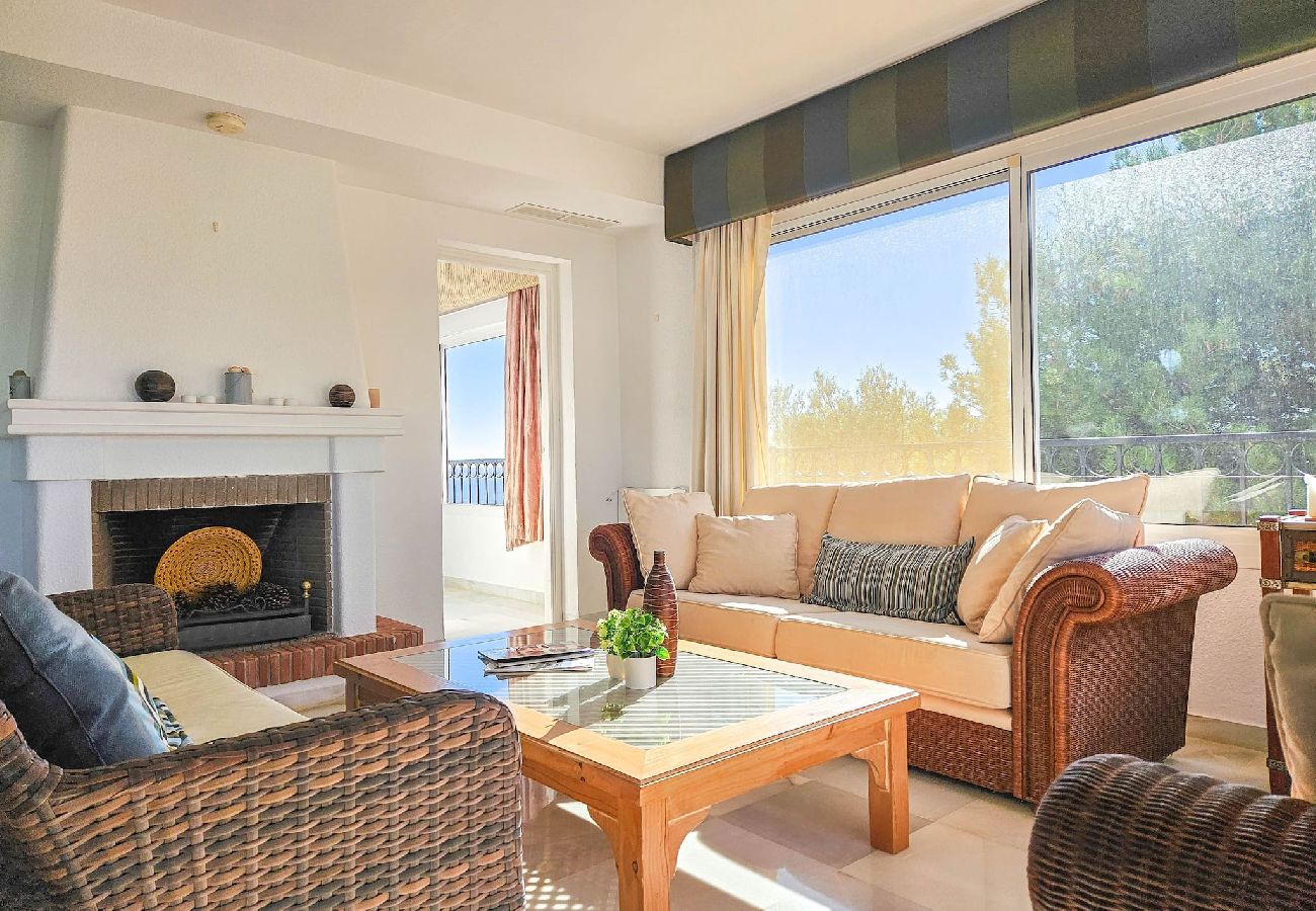 Apartamento en Mijas Costa - Atico de dos dormitorios en Miraflores con vistas al mar