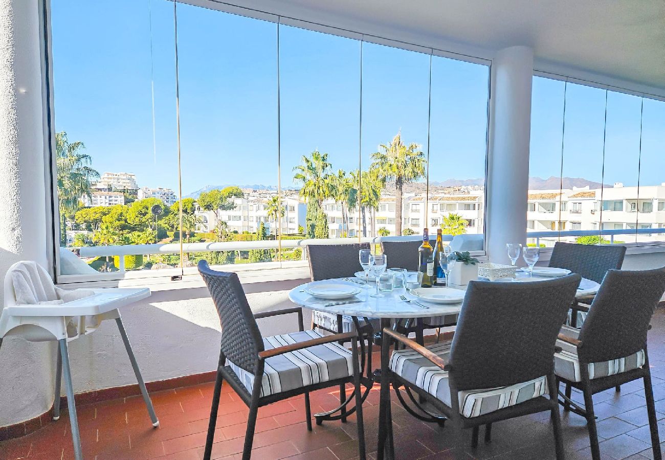 Apartamento en Mijas Costa - Atico de dos dormitorios en Miraflores con vistas al mar