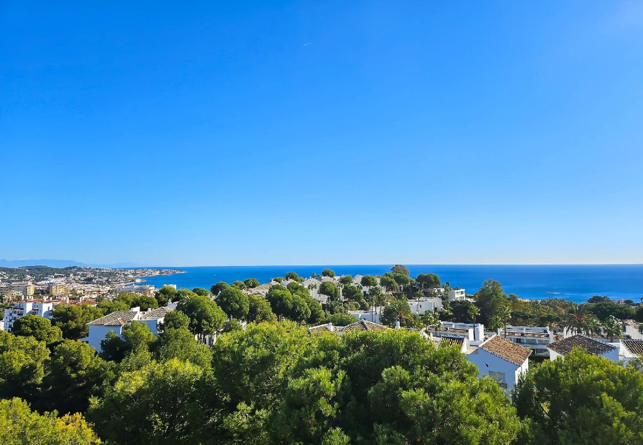 Apartamento en Mijas Costa - Atico de dos dormitorios en Miraflores con vistas al mar