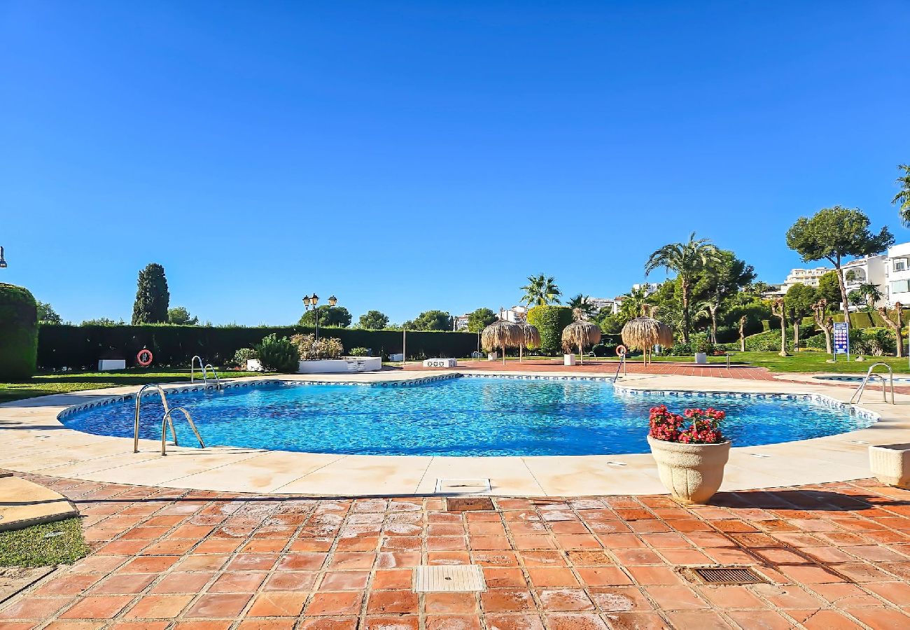Apartamento en Mijas Costa - Atico de dos dormitorios en Miraflores con vistas al mar