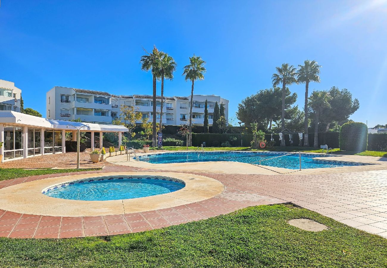 Apartamento en Mijas Costa - Atico de dos dormitorios en Miraflores con vistas al mar
