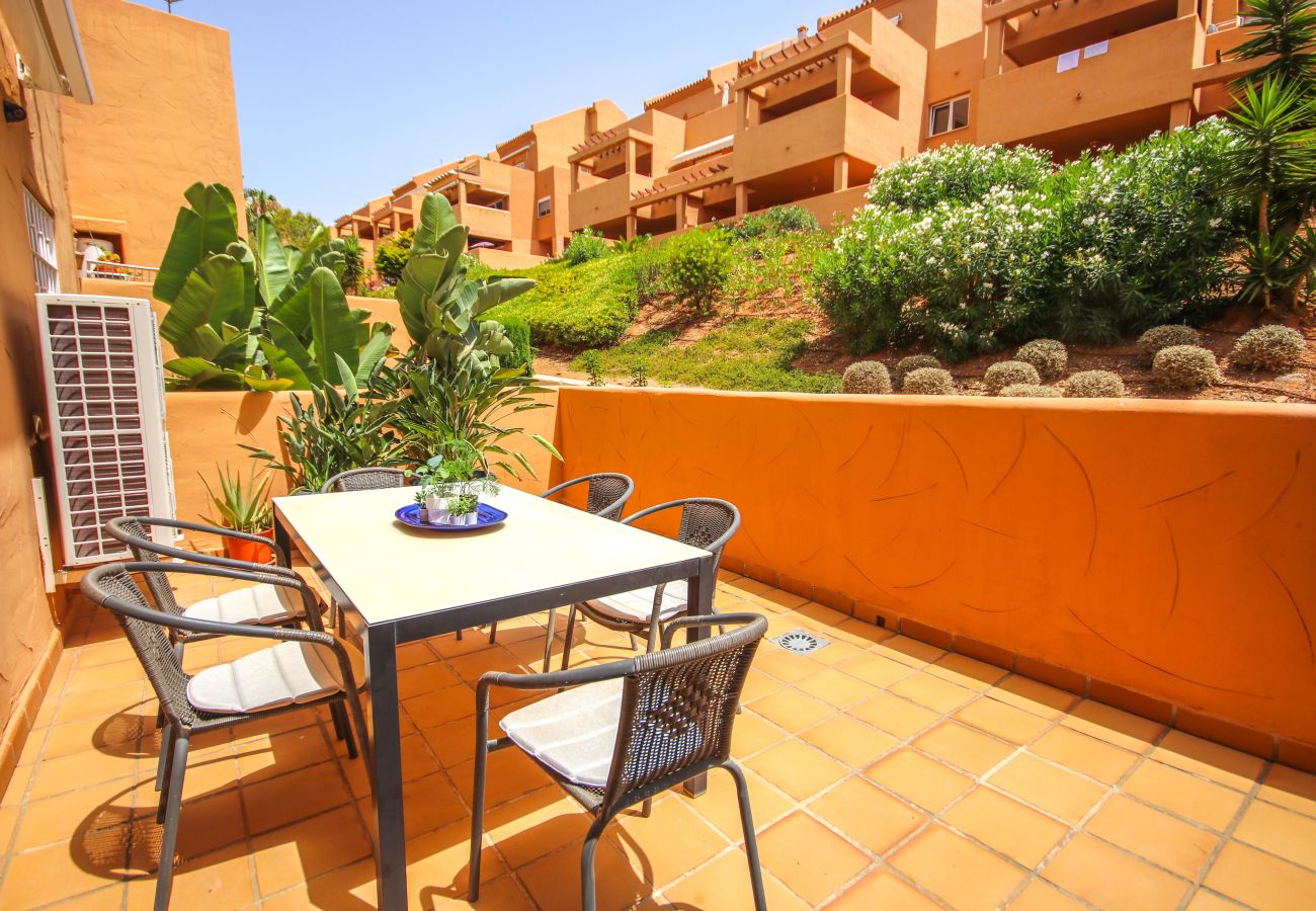 Apartamento en Marbella - Precioso apartamento de 2 dormitorios cerca del golf Los Lagos Elviria