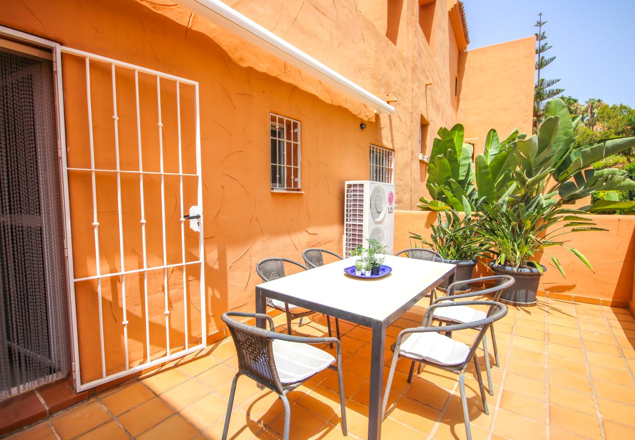 Apartamento en Marbella - Precioso apartamento de 2 dormitorios cerca del golf Los Lagos Elviria