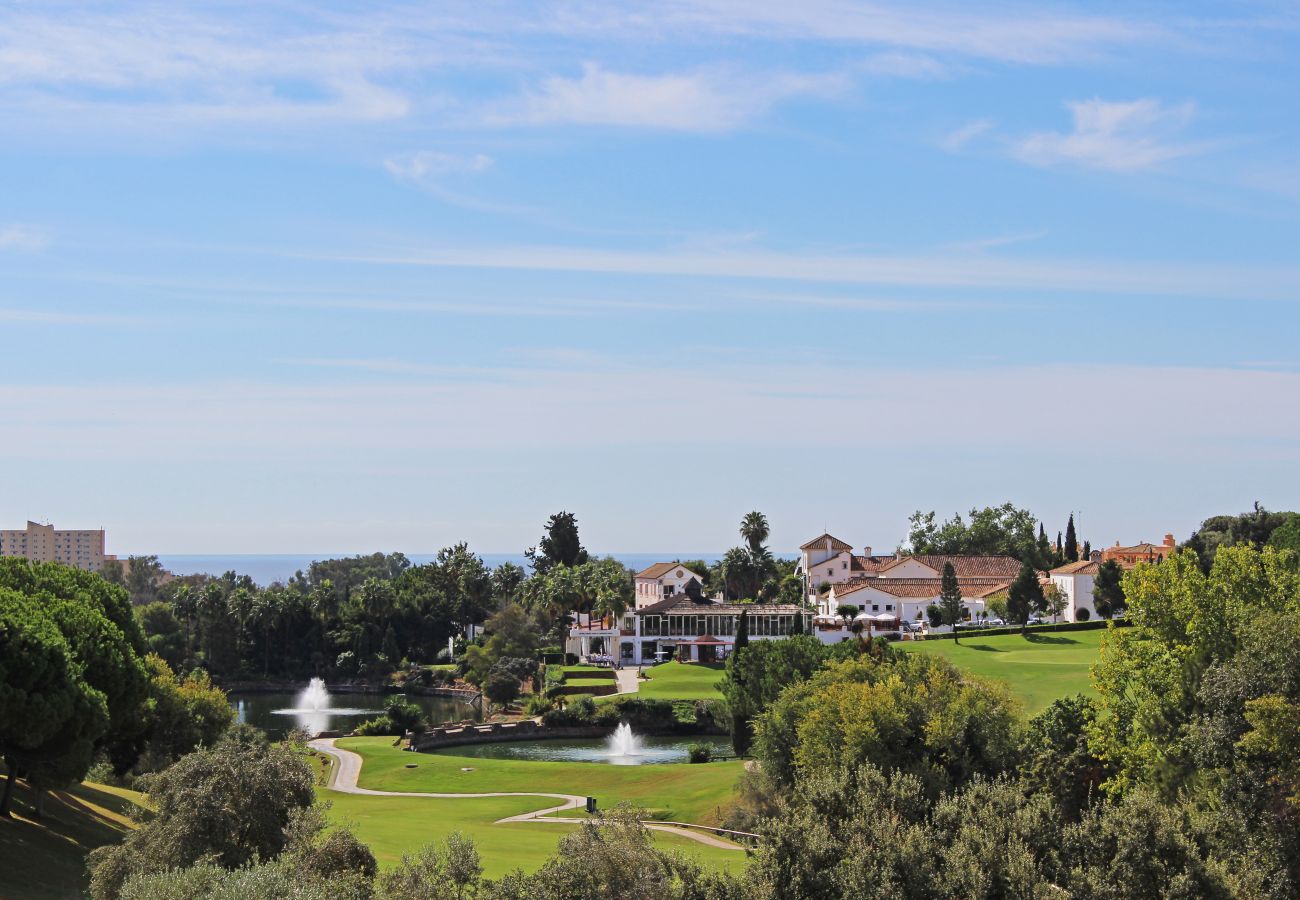 Apartamento en Marbella - Precioso apartamento de 2 dormitorios cerca del golf Los Lagos Elviria