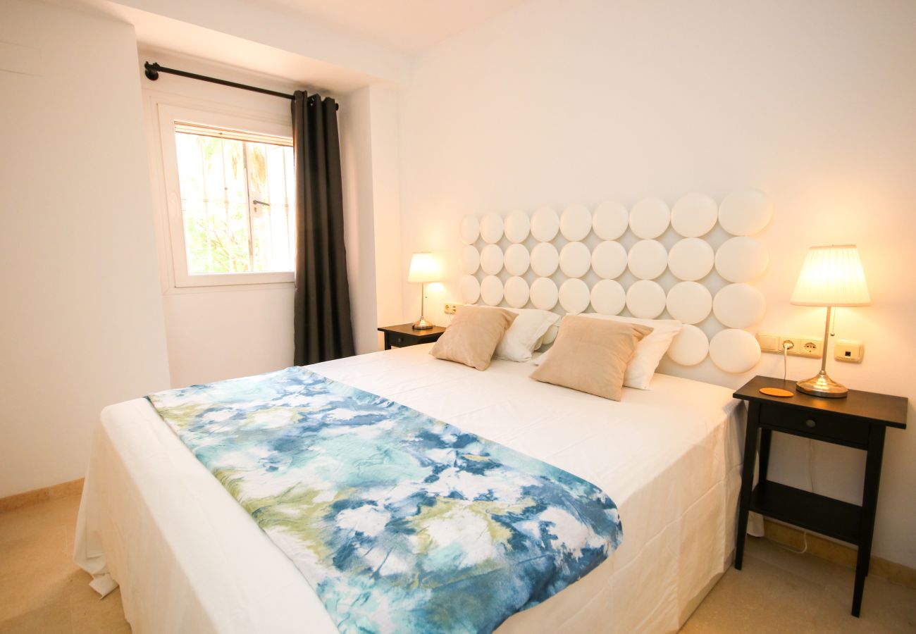 Apartamento en Marbella - Precioso apartamento de 2 dormitorios cerca del golf Los Lagos Elviria