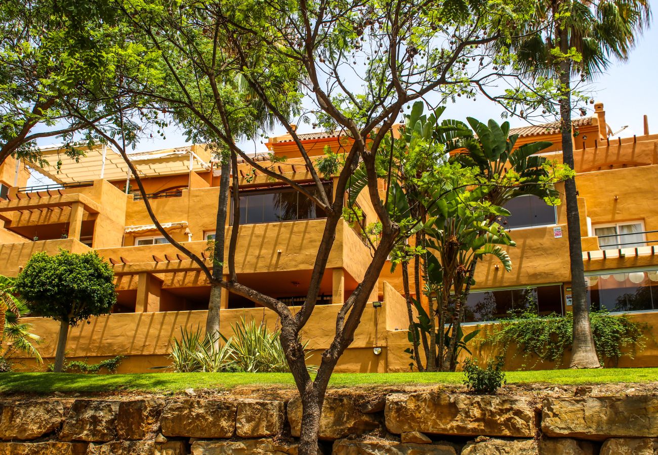 Apartamento en Marbella - Precioso apartamento de 2 dormitorios cerca del golf Los Lagos Elviria