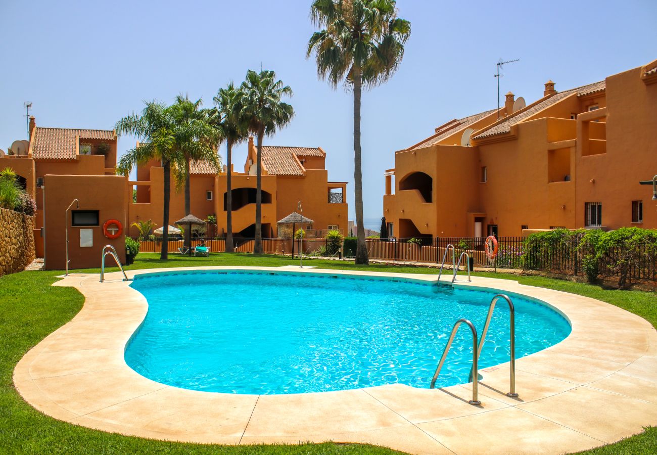 Apartamento en Marbella - Precioso apartamento de 2 dormitorios cerca del golf Los Lagos Elviria