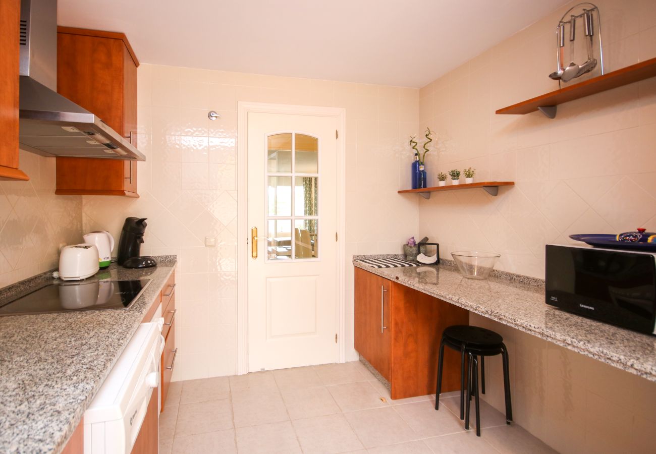 Apartamento en Marbella - Precioso apartamento de 2 dormitorios cerca del golf Los Lagos Elviria