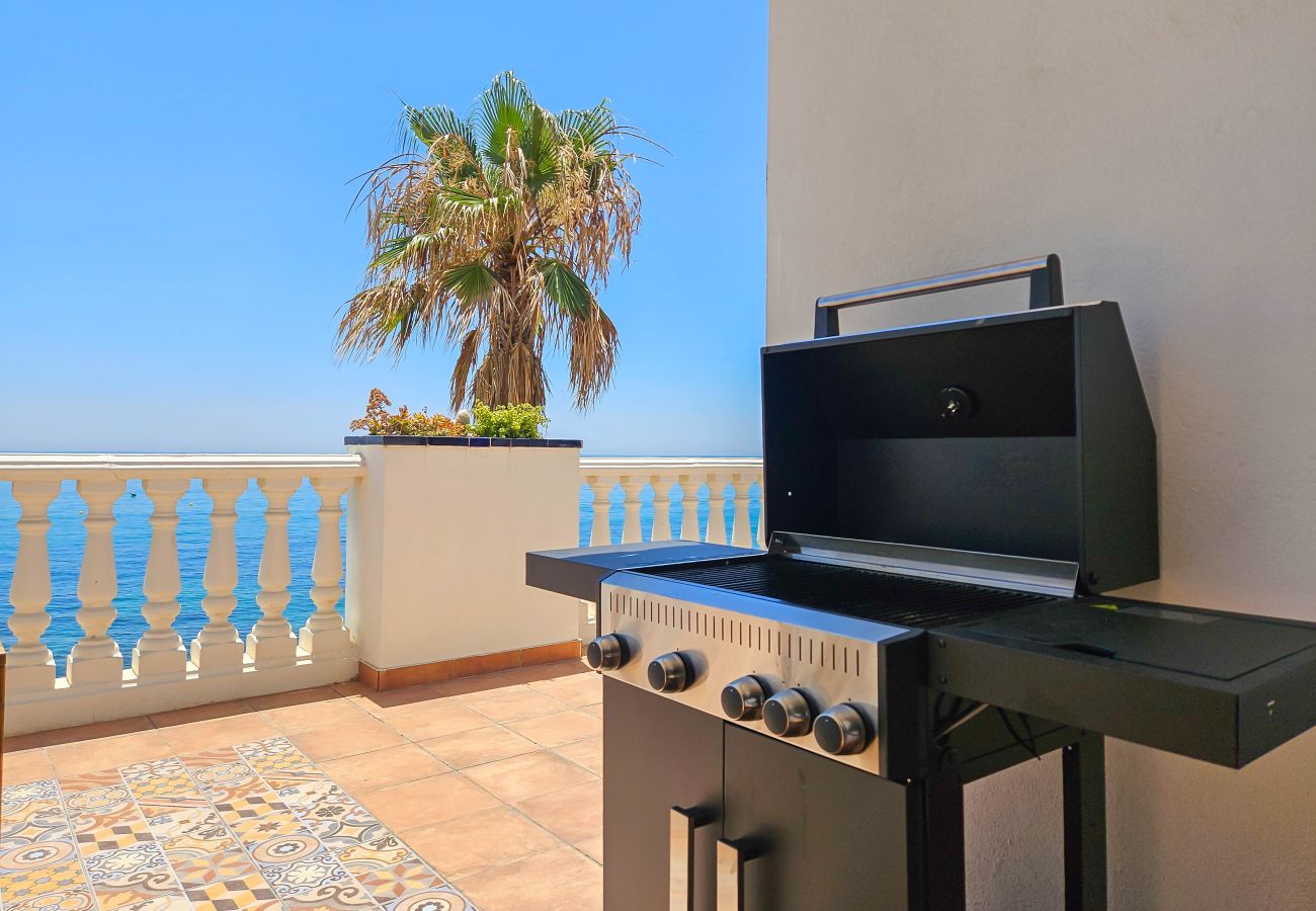 Apartamento en Mijas Costa - Apartamento de dos dormitorios frente al mar, vistas panorámicas al mar