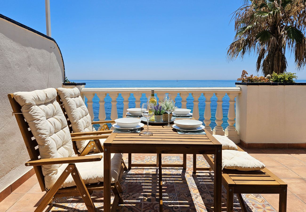 Apartamento en Mijas Costa - Apartamento de dos dormitorios frente al mar, vistas panorámicas al mar