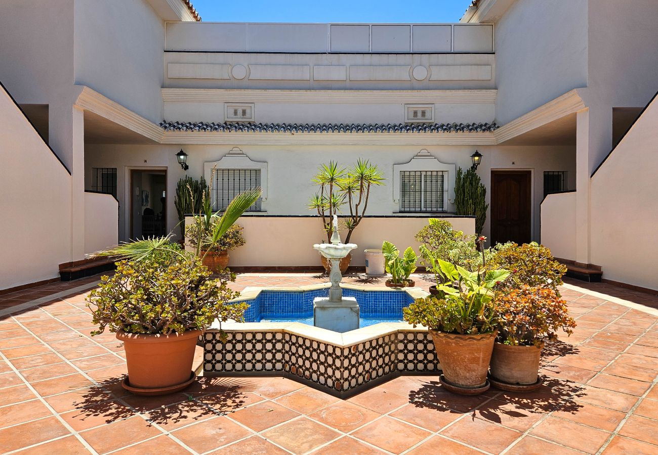Apartamento en Mijas Costa - Apartamento de dos dormitorios frente al mar, vistas panorámicas al mar