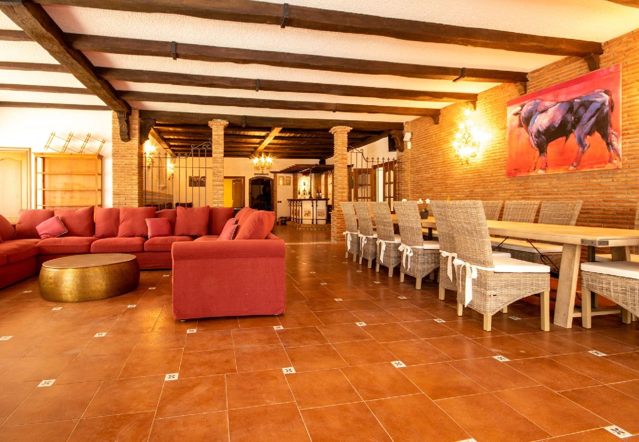 Villa en Mijas Costa - Villa de 7 dormitorios con increíbles instalaciones en Mijas Golf