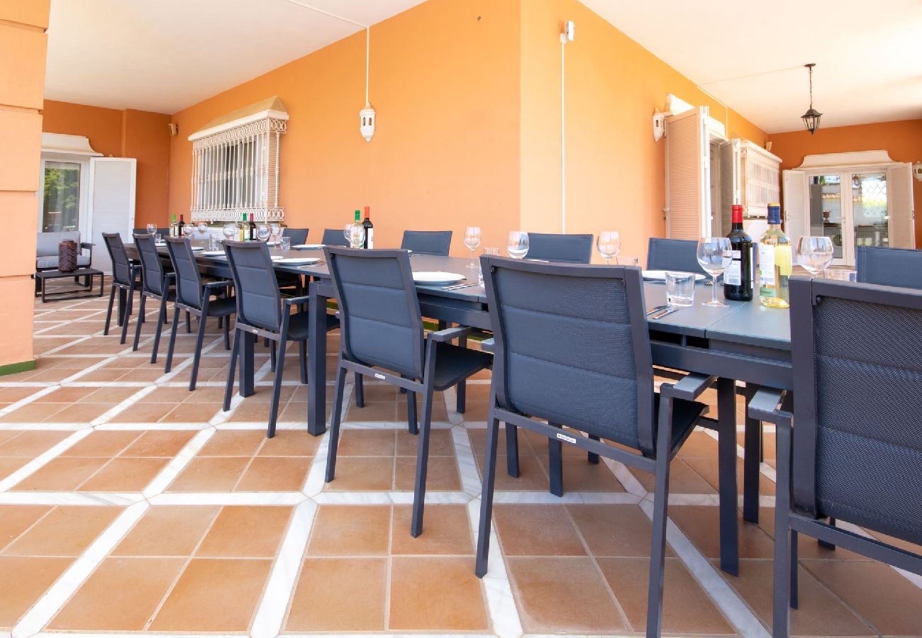Villa en Mijas Costa - Villa de 7 dormitorios con increíbles instalaciones en Mijas Golf