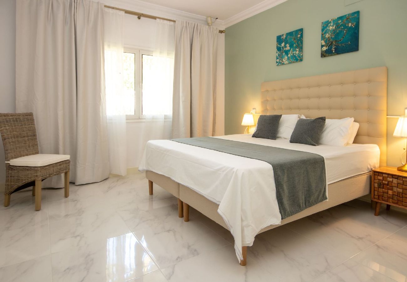 Villa en Mijas Costa - Villa de 7 dormitorios con increíbles instalaciones en Mijas Golf
