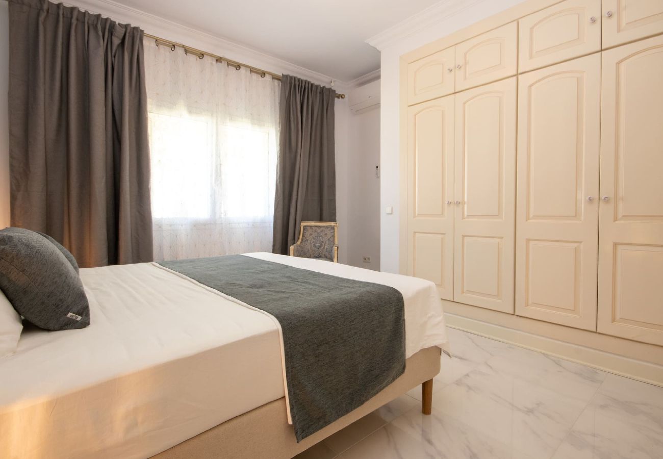 Villa en Mijas Costa - Villa de 7 dormitorios con increíbles instalaciones en Mijas Golf