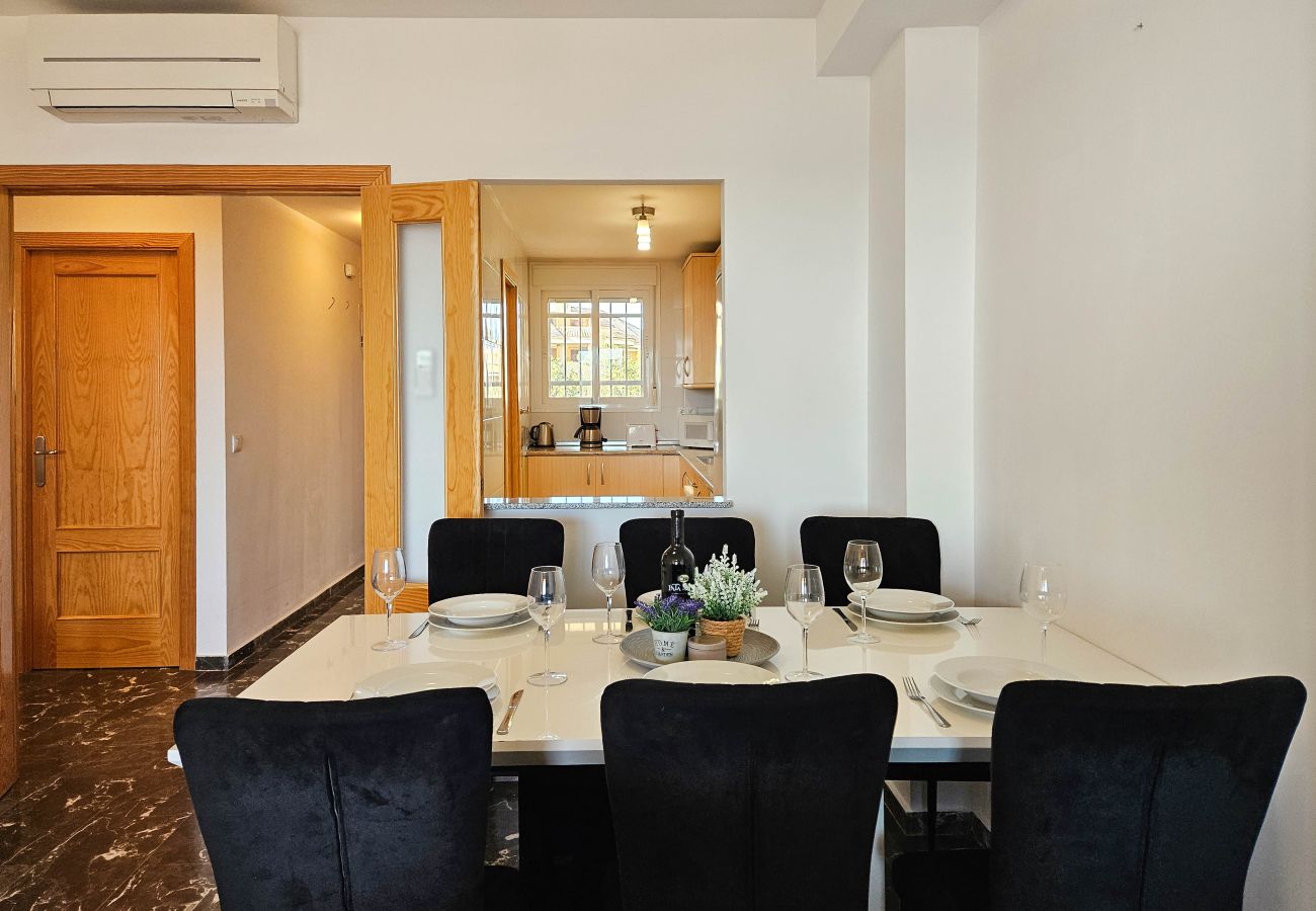 Apartamento en Fuengirola - Apartamento de dos habitaciones en alquiler cerca de Fuengirola