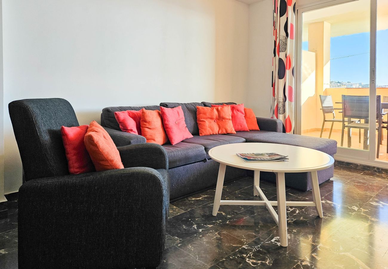 Apartamento en Fuengirola - Apartamento de dos habitaciones en alquiler cerca de Fuengirola