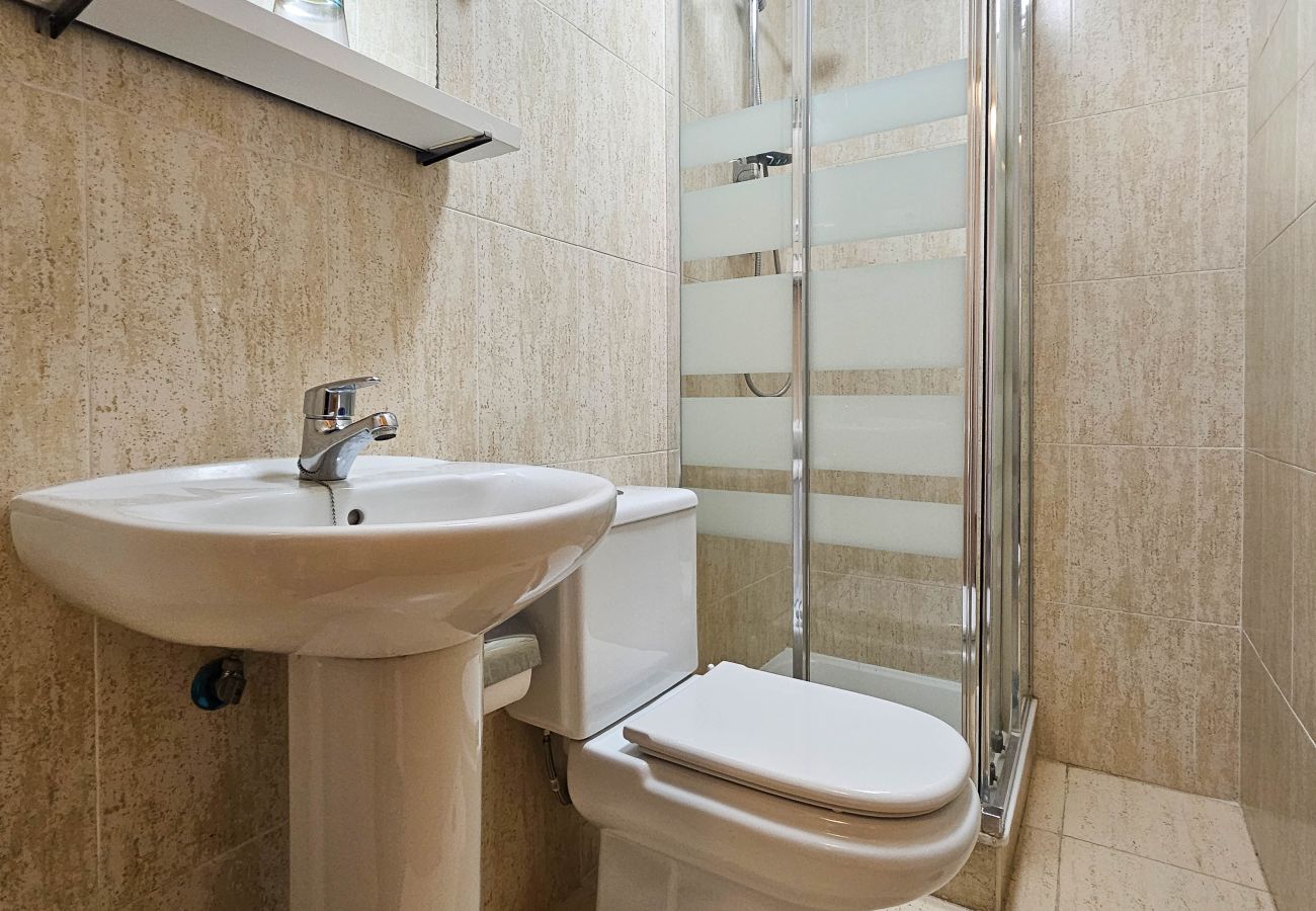 Apartamento en Fuengirola - Apartamento de dos habitaciones en alquiler cerca de Fuengirola