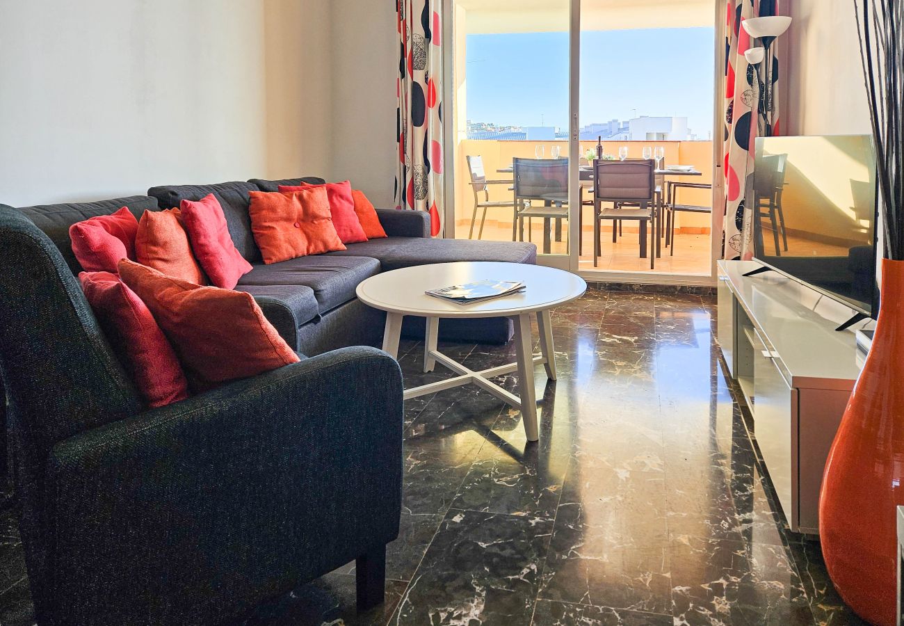 Apartamento en Fuengirola - Apartamento de dos habitaciones en alquiler cerca de Fuengirola