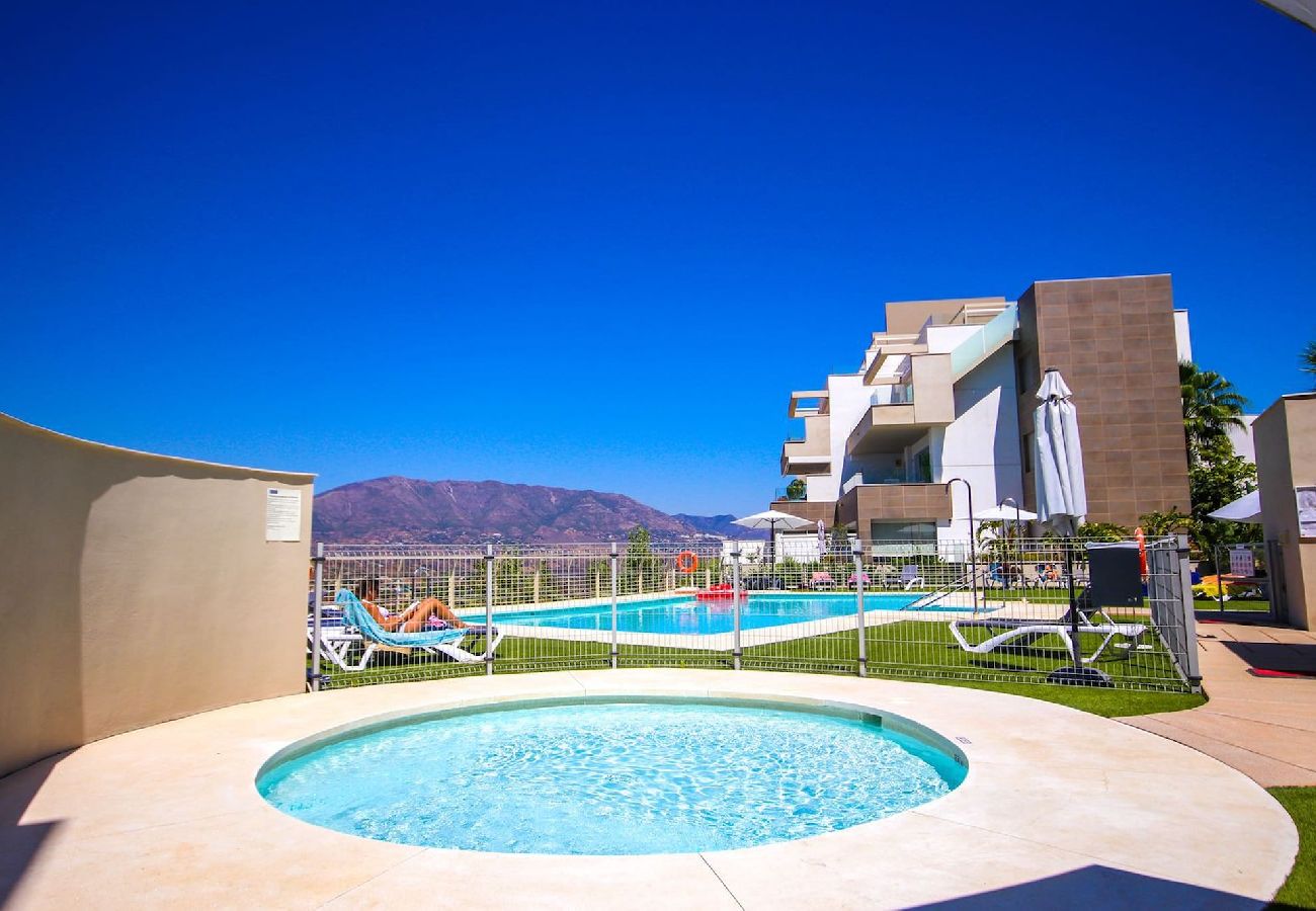Apartamento en La Cala de Mijas - Amplio y moderno apartamento de 3 dormitorios cerca del complejo La Cala Golf