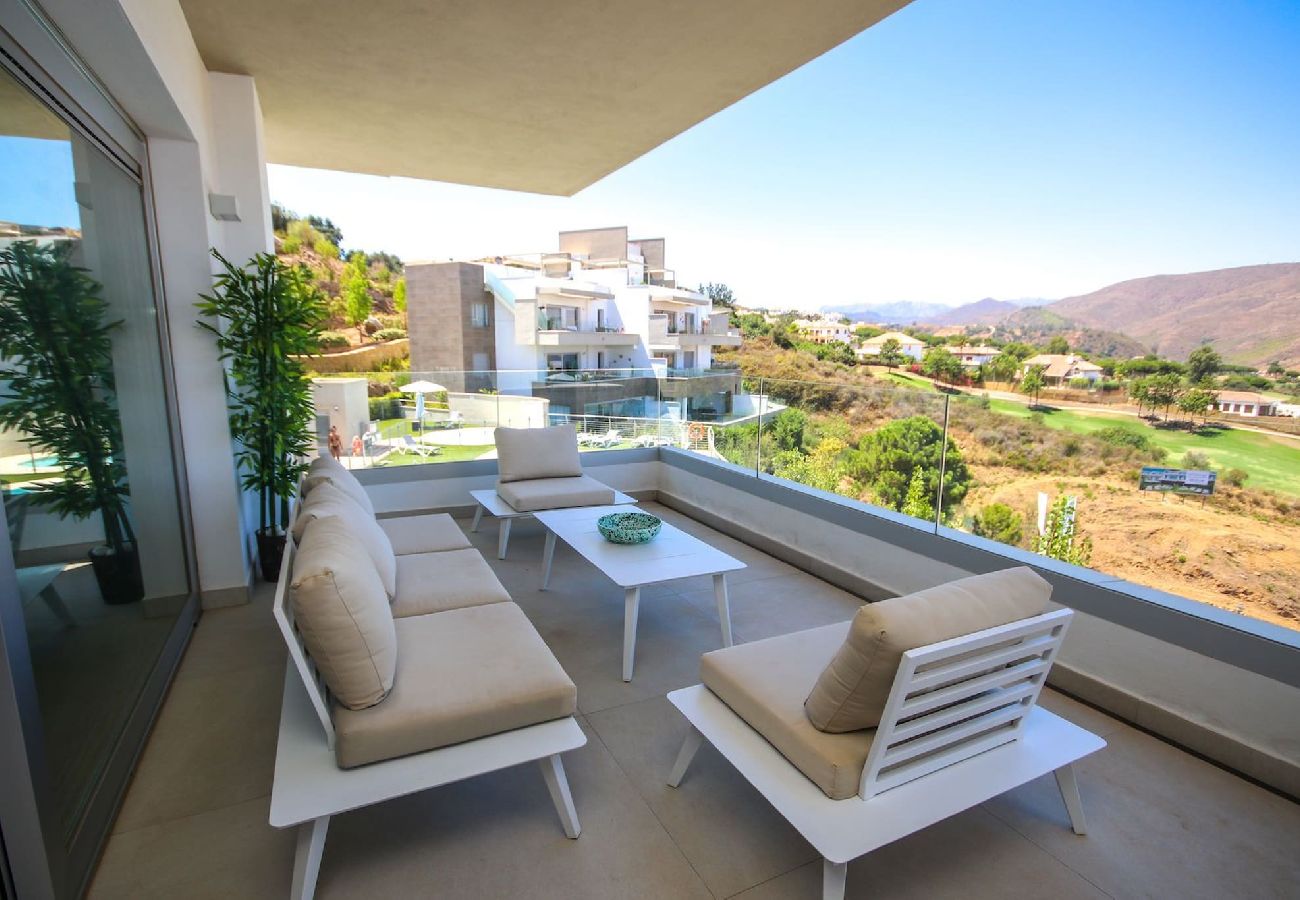 Apartamento en La Cala de Mijas - Amplio y moderno apartamento de 3 dormitorios cerca del complejo La Cala Golf