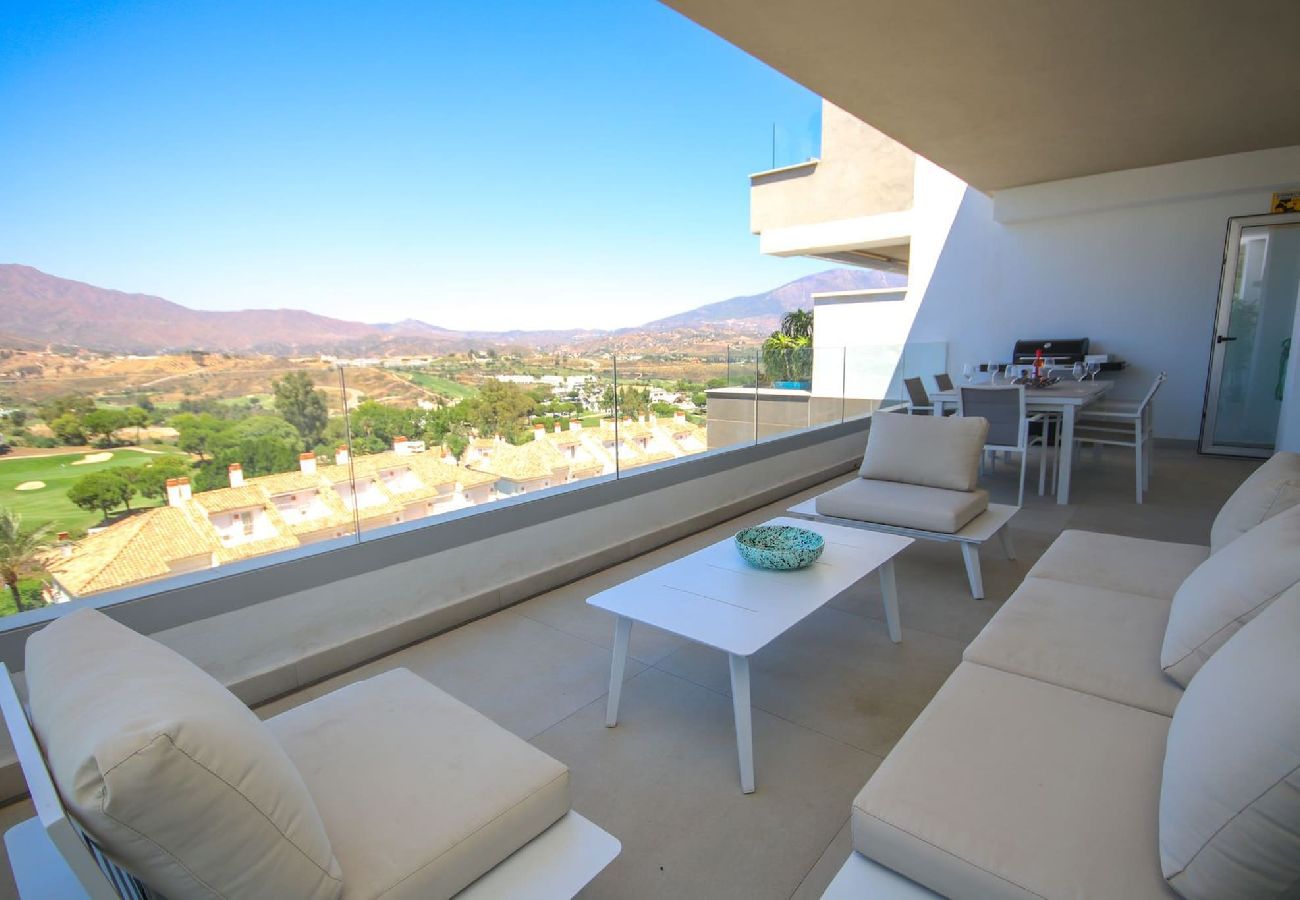 Apartamento en La Cala de Mijas - Amplio y moderno apartamento de 3 dormitorios cerca del complejo La Cala Golf