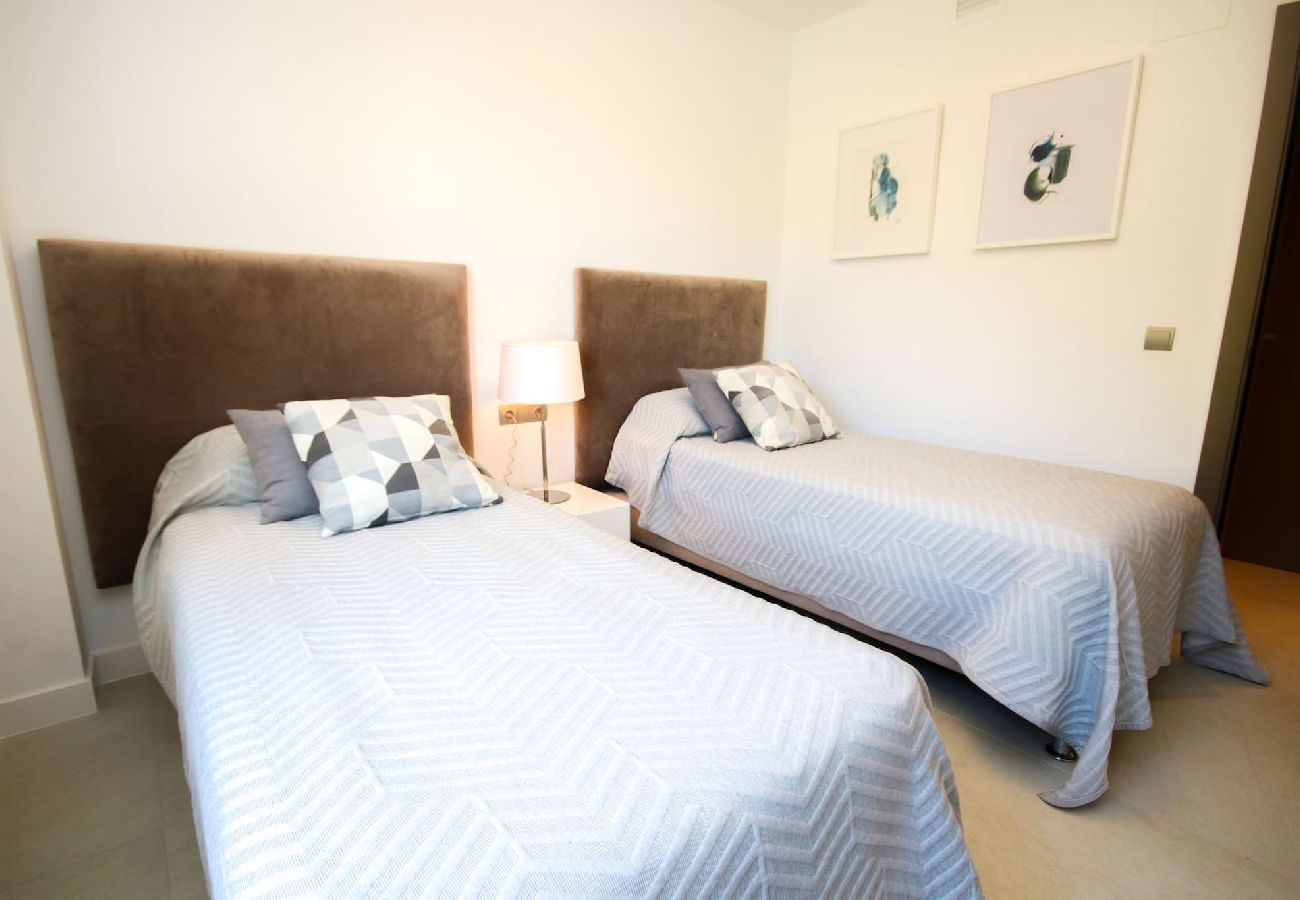 Apartamento en La Cala de Mijas - Amplio y moderno apartamento de 3 dormitorios cerca del complejo La Cala Golf