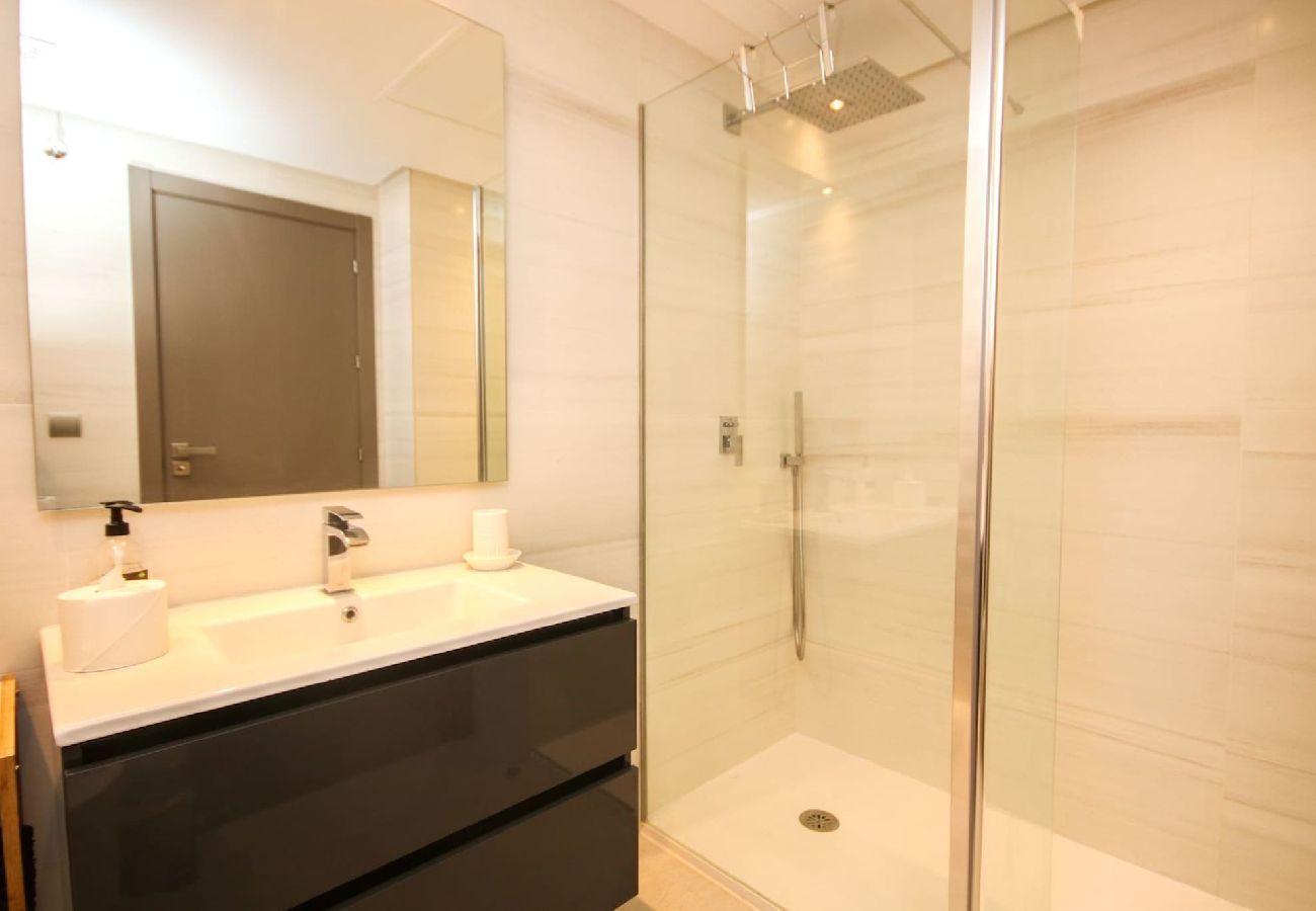 Apartamento en La Cala de Mijas - Amplio y moderno apartamento de 3 dormitorios cerca del complejo La Cala Golf