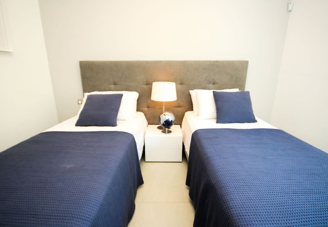 Apartamento en La Cala de Mijas - Amplio y moderno apartamento de 3 dormitorios cerca del complejo La Cala Golf