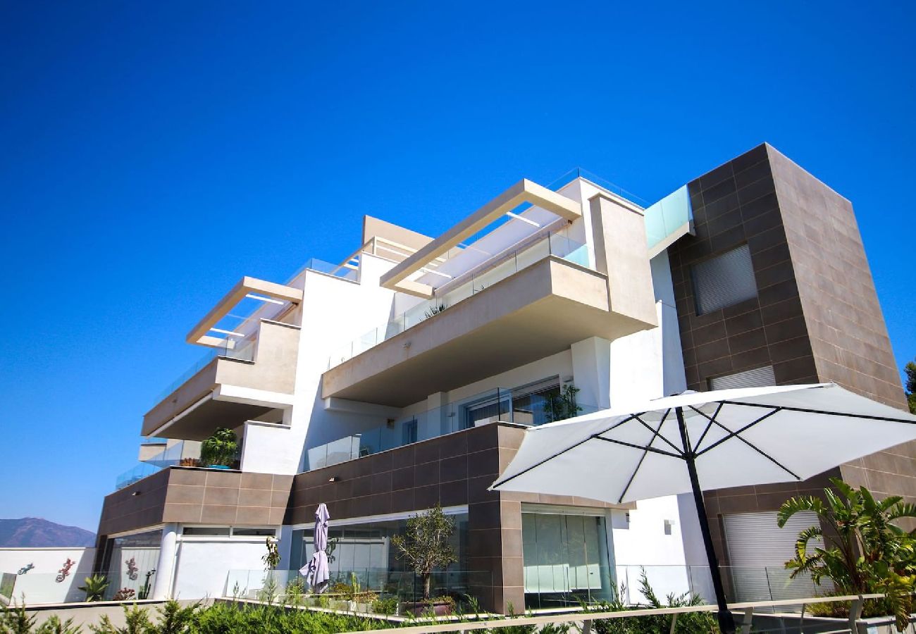 Apartamento en La Cala de Mijas - Amplio y moderno apartamento de 3 dormitorios cerca del complejo La Cala Golf