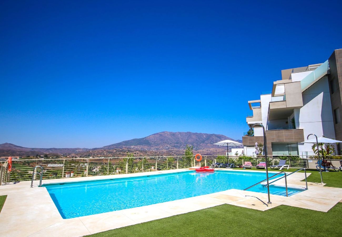 Apartamento en La Cala de Mijas - Amplio y moderno apartamento de 3 dormitorios cerca del complejo La Cala Golf