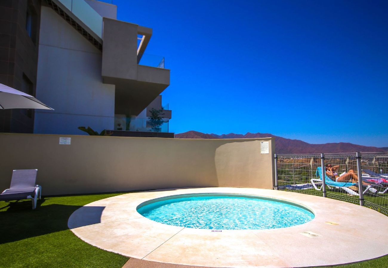 Apartamento en La Cala de Mijas - Amplio y moderno apartamento de 3 dormitorios cerca del complejo La Cala Golf