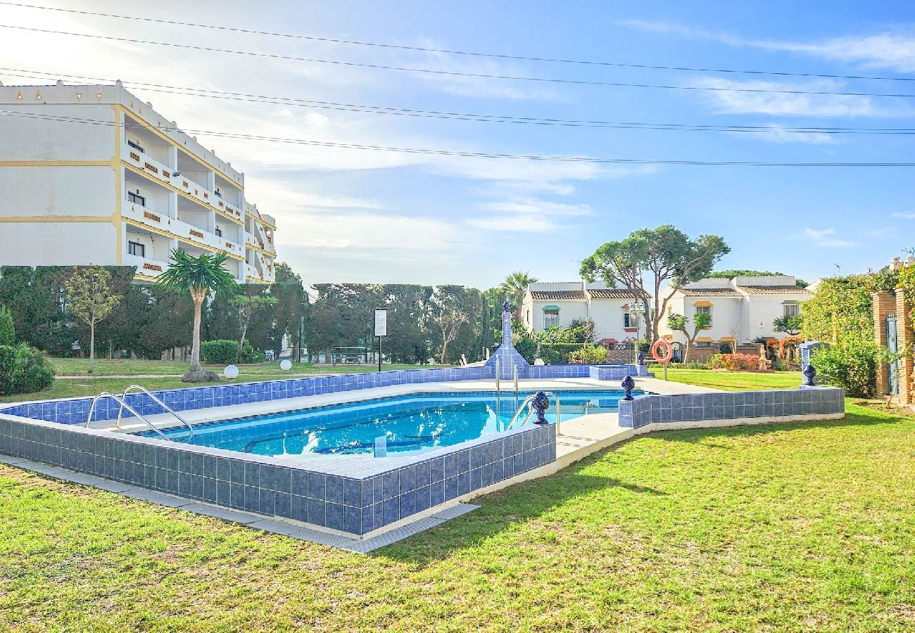 Casa adosada en Mijas Costa - Casa de dos dormitorios en Calahonda a solo 1 km de la playa