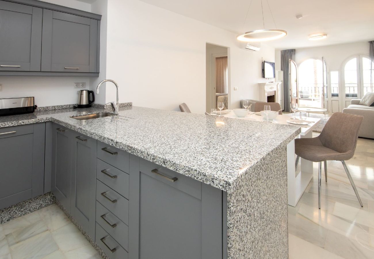 Apartamento en Mijas Costa - Apartamento de 2 dormitorios recientemente renovado Miraflores con vistas al mar