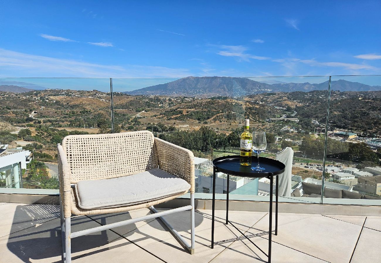 Apartamento en La Cala de Mijas - Ático con 2 grandes terrazas y una pequeña piscina 