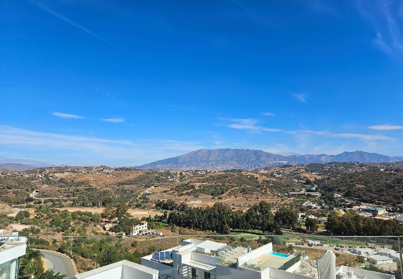 Apartamento en La Cala de Mijas - Ático con 2 grandes terrazas y una pequeña piscina 