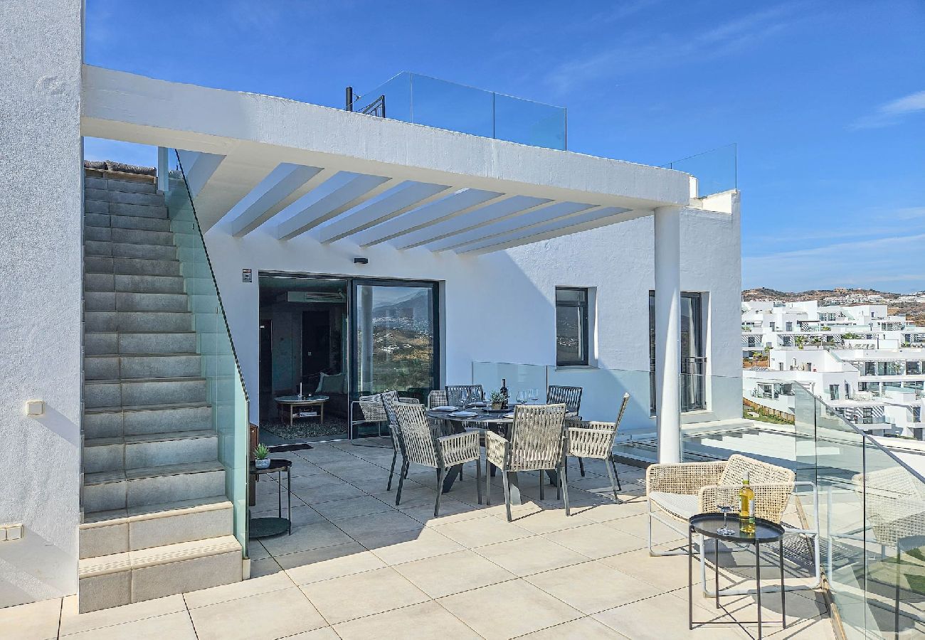 Apartamento en La Cala de Mijas - Ático con 2 grandes terrazas y una pequeña piscina 