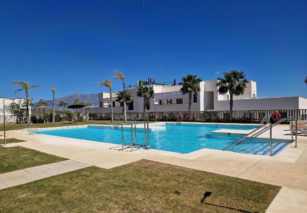 Apartamento en La Cala de Mijas - Ático con 2 grandes terrazas y una pequeña piscina 