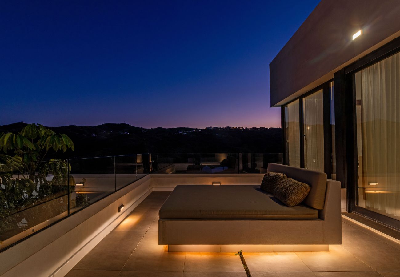 Villa en Mijas Costa - Villa elegante con piscina privada y gimnasio al aire libre