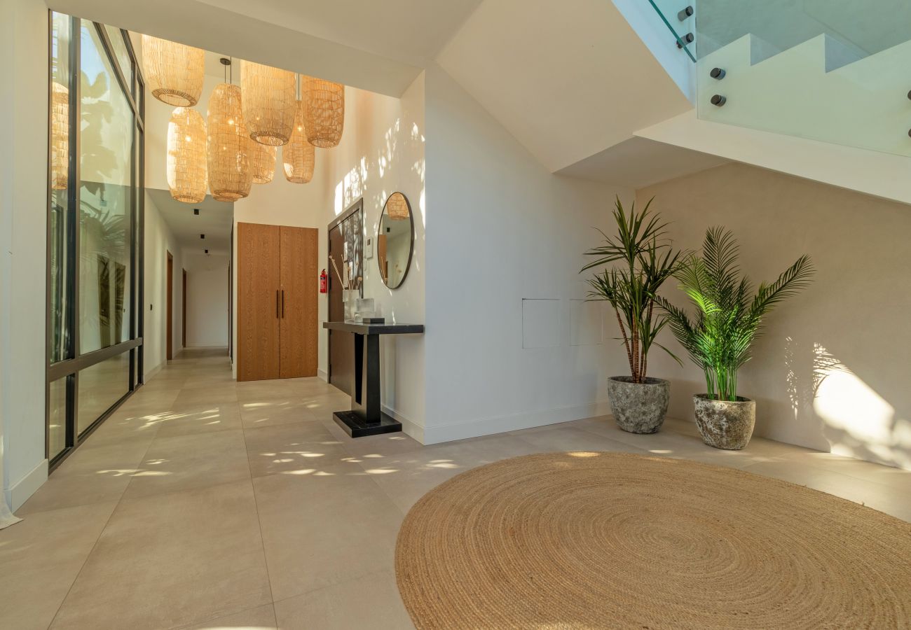 Villa en Mijas Costa - Villa elegante con piscina privada y gimnasio al aire libre