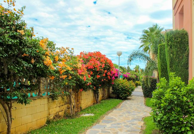 Apartamento en Marbella - Ático @ Las Mimosas Cabopino Apartamento en Marbella - Ático @ Las Mimosas Cabopino