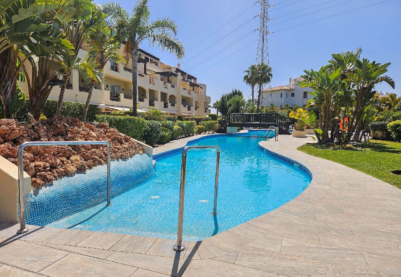 Apartamento en Mijas Costa - Increíble piscina, La Rinconada en Miraflores