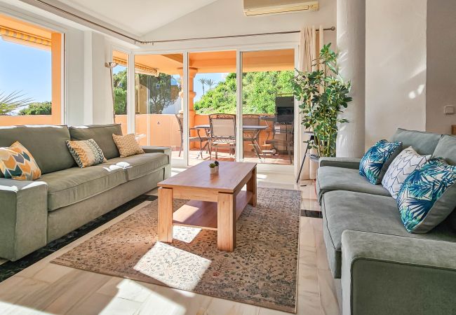 Apartamento en Mijas Costa - Ático de 3 dormitorios en Calahonda Apartamento en Mijas Costa - Ático de 3 dormitorios en Calahonda