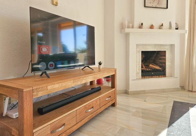 Apartamento en Mijas Costa - Ático de 3 dormitorios en Calahonda Apartamento en Mijas Costa - Ático de 3 dormitorios en Calahonda