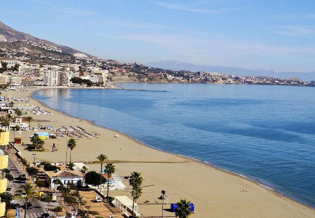 Villa en Mijas Costa - Hermosa villa de 5 dormitorios con piscina Villa en Mijas Costa - Hermosa villa de 5 dormitorios con piscina