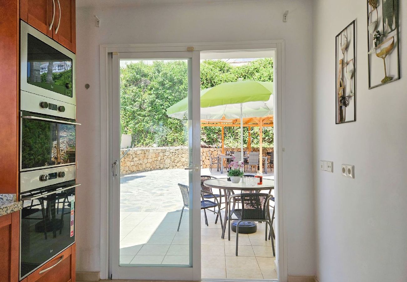 Villa en Mijas Costa - Hermosa villa de 5 dormitorios con piscina