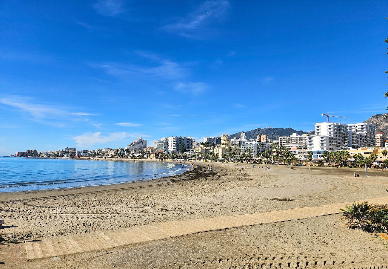 Apartamento en Benalmádena - Propiedad en primera línea de playa en el puerto deportivo de Benalmádena
