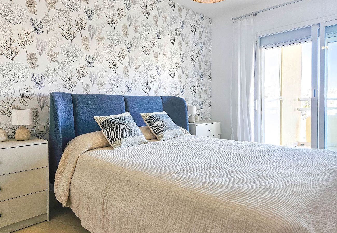 Apartamento en Benalmádena - Propiedad en primera línea de playa en el puerto deportivo de Benalmádena